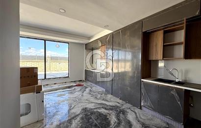 Tepe Mavi Villalarında Lüks ve Ferah Villa !