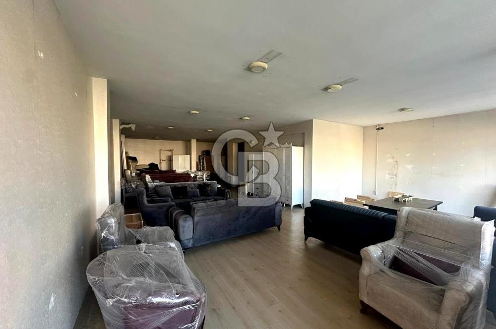 BAĞCILAR VELİOĞLU CADDESİNDE 3 KATLI CAZİP DÜKKAN