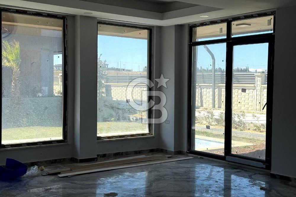 Tepe Mavi Villalarında Lüks ve Ferah Villa !