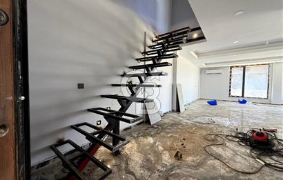 Tepe Mavi Villalarında Lüks ve Ferah Villa !