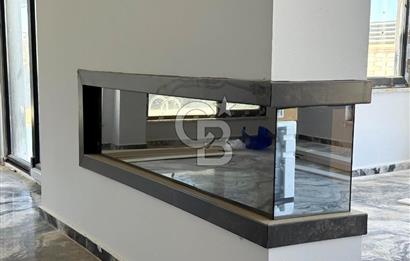 Tepe Mavi Villalarında Lüks ve Ferah Villa !