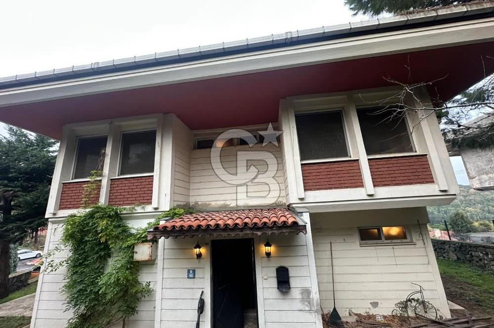 Sarıyer Yeni Dostlar Sitesi Orman Manzaralı Müstakil Villa