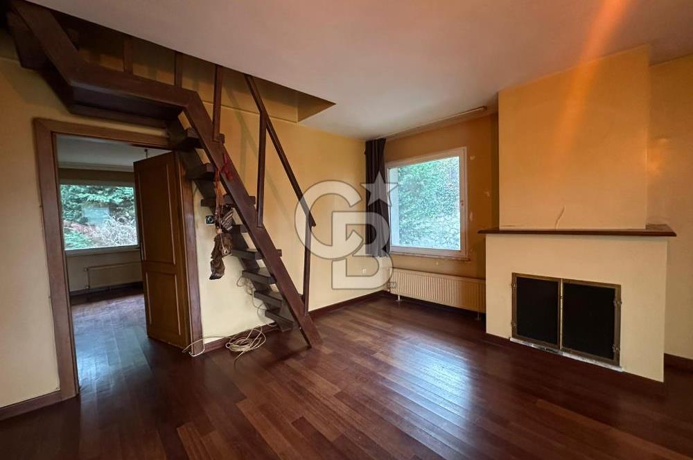 Sarıyer Yeni Dostlar Sitesi Orman Manzaralı Müstakil Villa