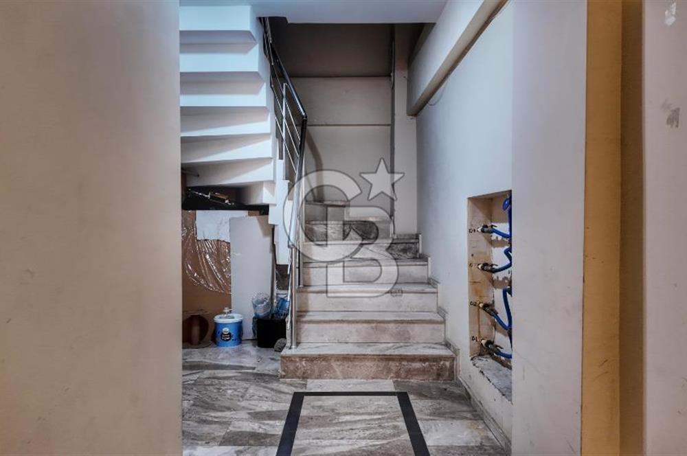 Buca Şirinyer'de Satılık 3+1 Daire - 157,5 m2 - Güney Cephe