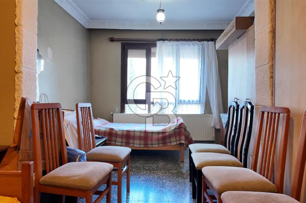 Sahilevleri 227 m² Villa İmarlı Arsa + 2 Daire