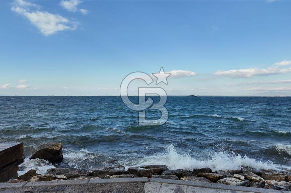 Sahilevleri 227 m² Villa İmarlı Arsa + 2 Daire