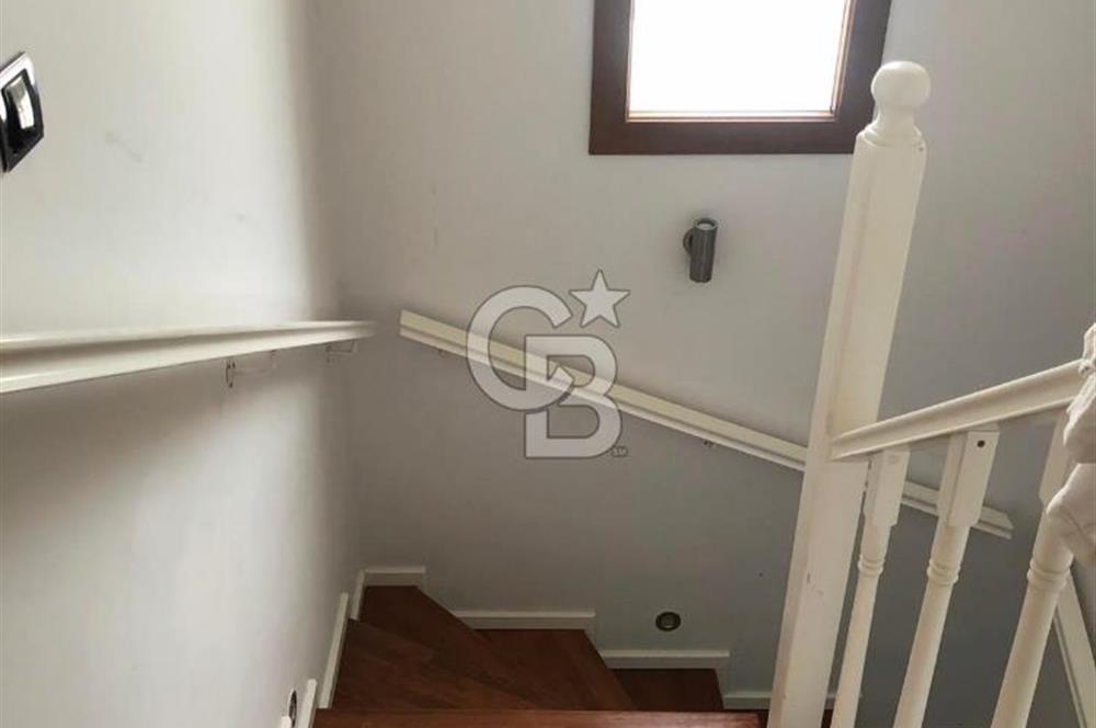 Dalyan Marinaya Sıfır Deniz Manzaralı 3+1 Satılık Havuzlu Villa