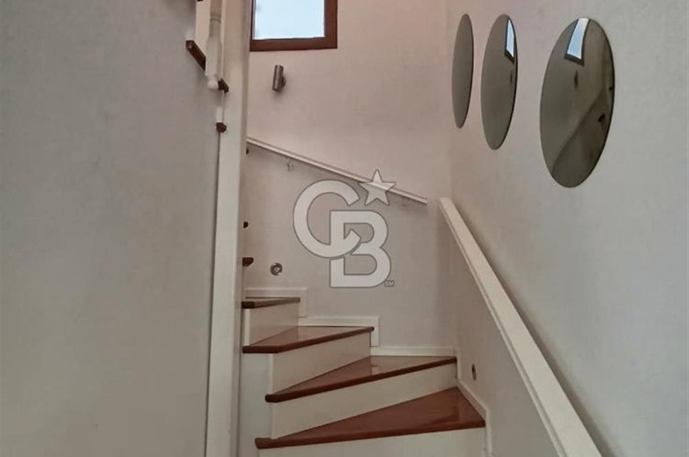 Dalyan Marinaya Sıfır Deniz Manzaralı 3+1 Satılık Havuzlu Villa