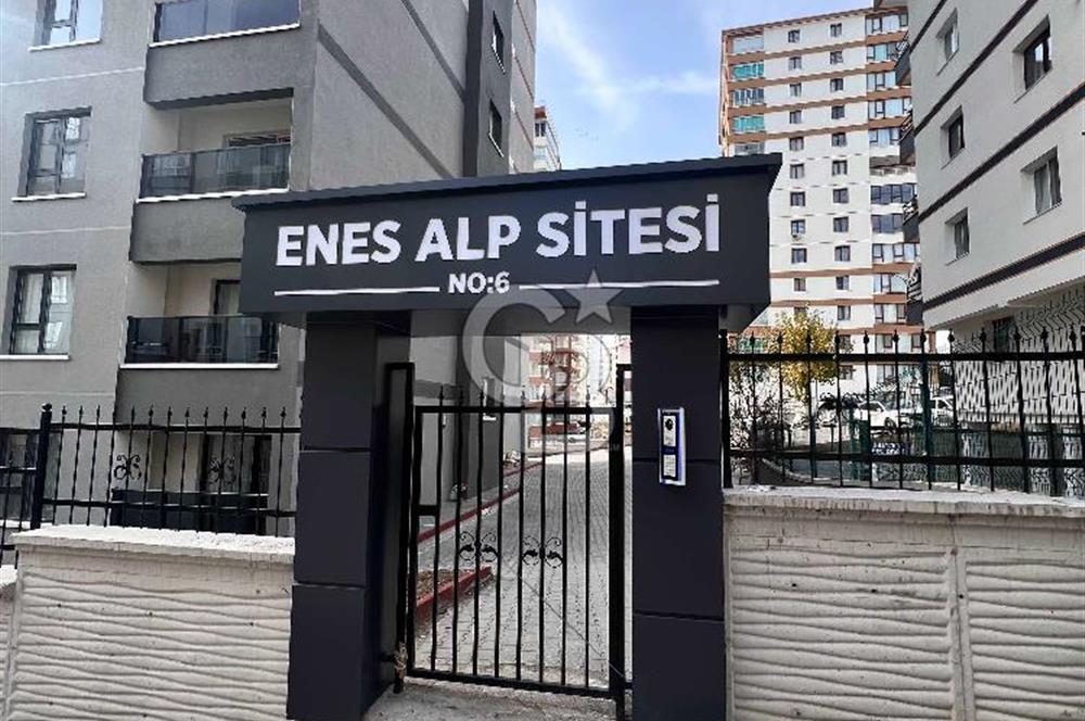 KAYALAR MAHALLESİNDE SIFIR, LÜKS YAŞAM ALANI | 4+1 180 m²