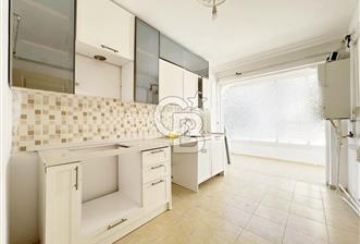 ŞEHİTLER CADDESİ ÜZERİNDE MASRAFSIZ MANZARALI 2. KATTA ACİL 3+1 - 4 - 321367