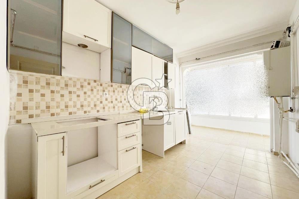 ŞEHİTLER CADDESİ ÜZERİNDE MASRAFSIZ MANZARALI 2. KATTA ACİL 3+1