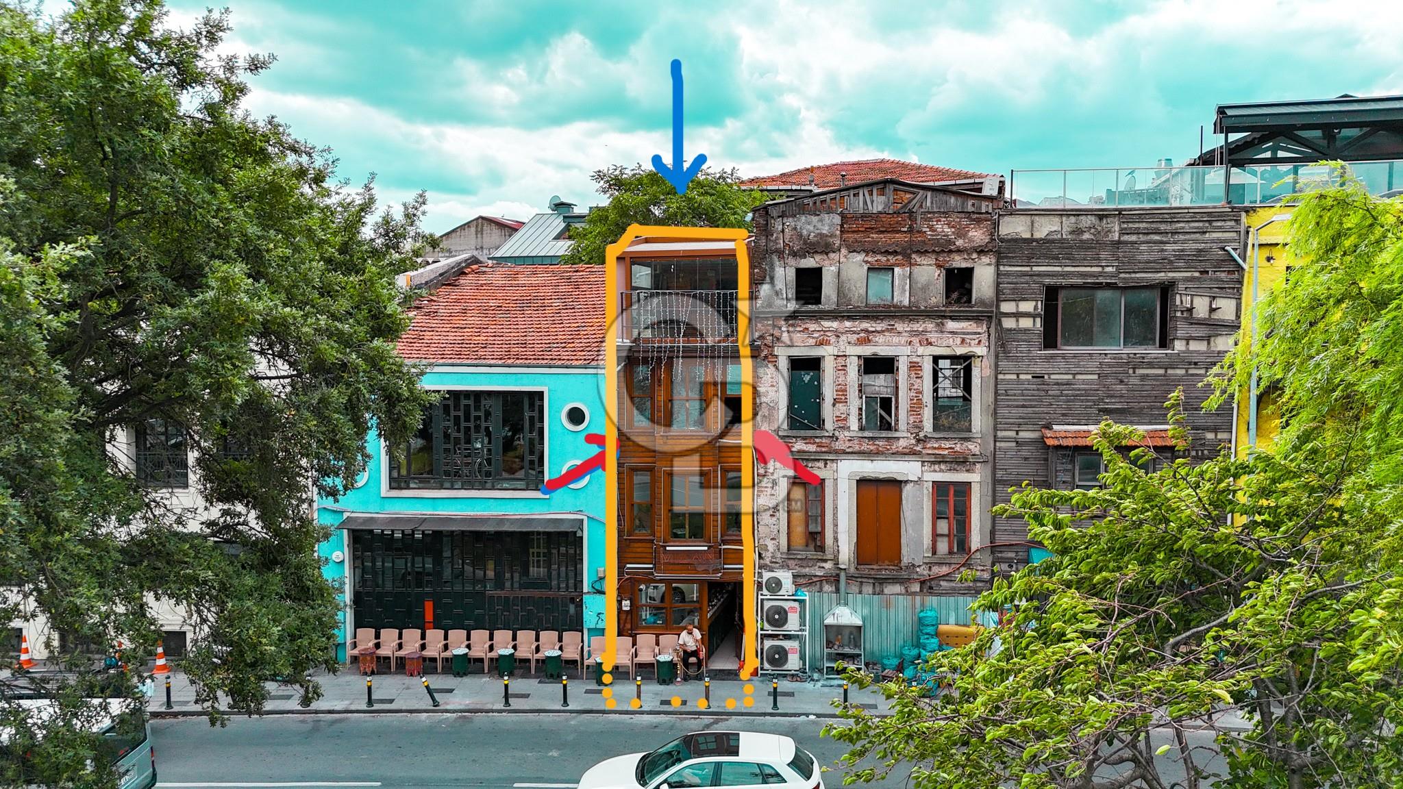 Fatih Balat Satılık Yenilenmiş Haliç Manzaralı Komple Bina