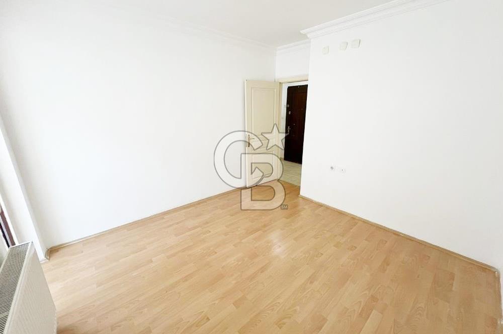 ŞEHİTLER CADDESİ ÜZERİNDE MASRAFSIZ MANZARALI 2. KATTA ACİL 3+1