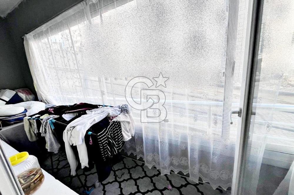 SULTAN FATİH CADDESİ YAKINI SİTE İÇERİSİNDE 2 CAM BALKONLU 3+1