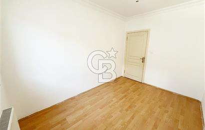 ŞEHİTLER CADDESİ ÜZERİNDE MASRAFSIZ MANZARALI 2. KATTA ACİL 3+1