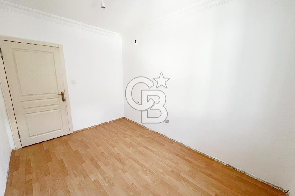 ŞEHİTLER CADDESİ ÜZERİNDE MASRAFSIZ MANZARALI 2. KATTA ACİL 3+1