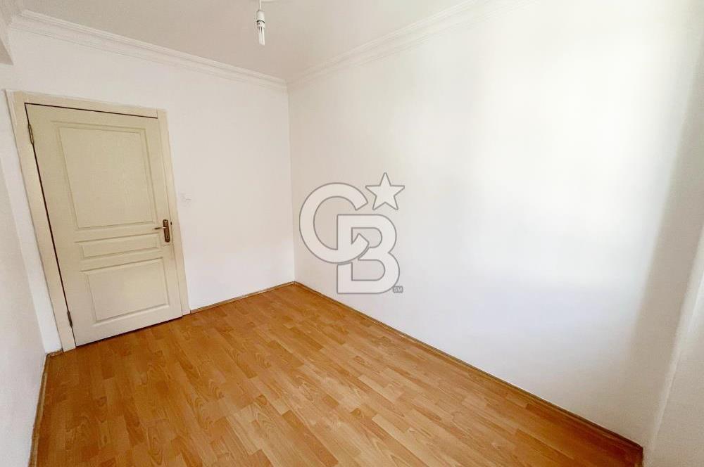 ŞEHİTLER CADDESİ ÜZERİNDE MASRAFSIZ MANZARALI 2. KATTA ACİL 3+1