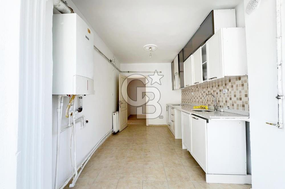 ŞEHİTLER CADDESİ ÜZERİNDE MASRAFSIZ MANZARALI 2. KATTA ACİL 3+1