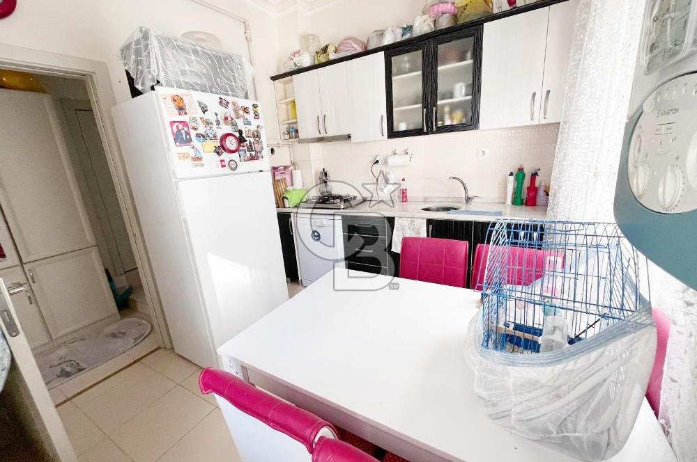 ULAŞIM GÜZERGAHI CADDEYE 1 BİNA ASANSÖRLÜ 3. KAT KONUMUNDA 3+1