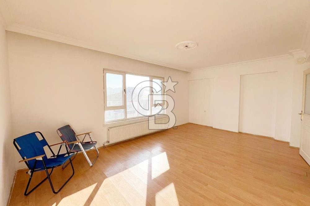 ŞEHİTLER CADDESİ ÜZERİNDE MASRAFSIZ MANZARALI 2. KATTA ACİL 3+1