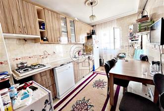 CADDE YAKINI ASANSÖRLÜ İSKANLI ARA KATTA MANZARALI ÖN CEPHE 3+1 - 1 - 321390