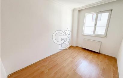 ŞEHİTLER CADDESİ ÜZERİNDE MASRAFSIZ MANZARALI 2. KATTA ACİL 3+1