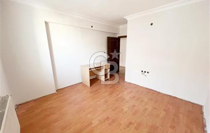 NATOYOLU CADDESİ YANI İSKANLI YÜKSEK KREDİLİ KATTA ÖN CEPHE 3+1