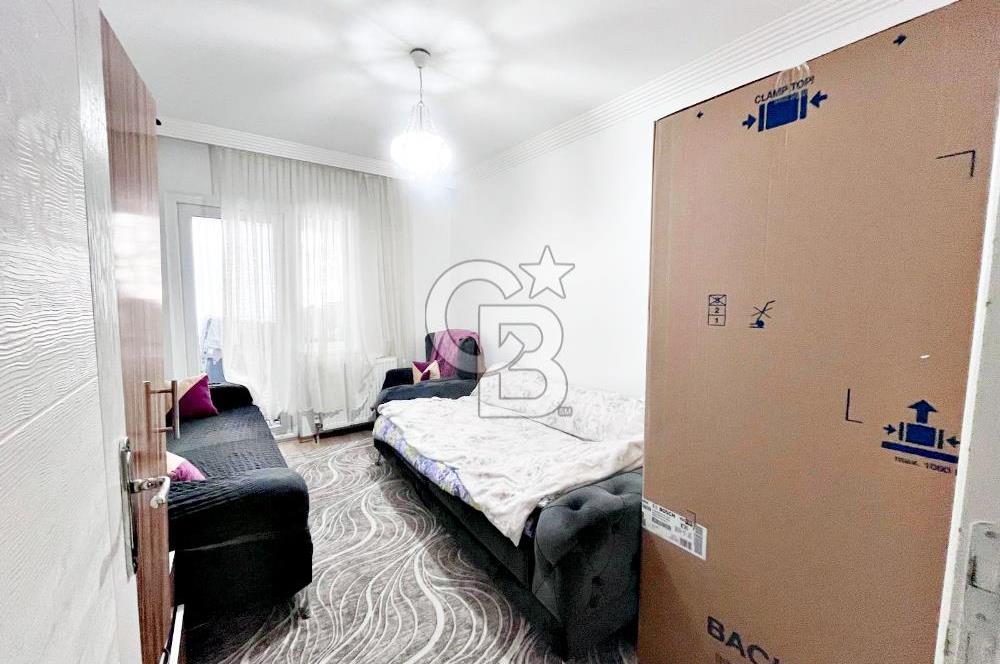 SULTAN FATİH CADDESİ YAKINI SİTE İÇERİSİNDE 2 CAM BALKONLU 3+1