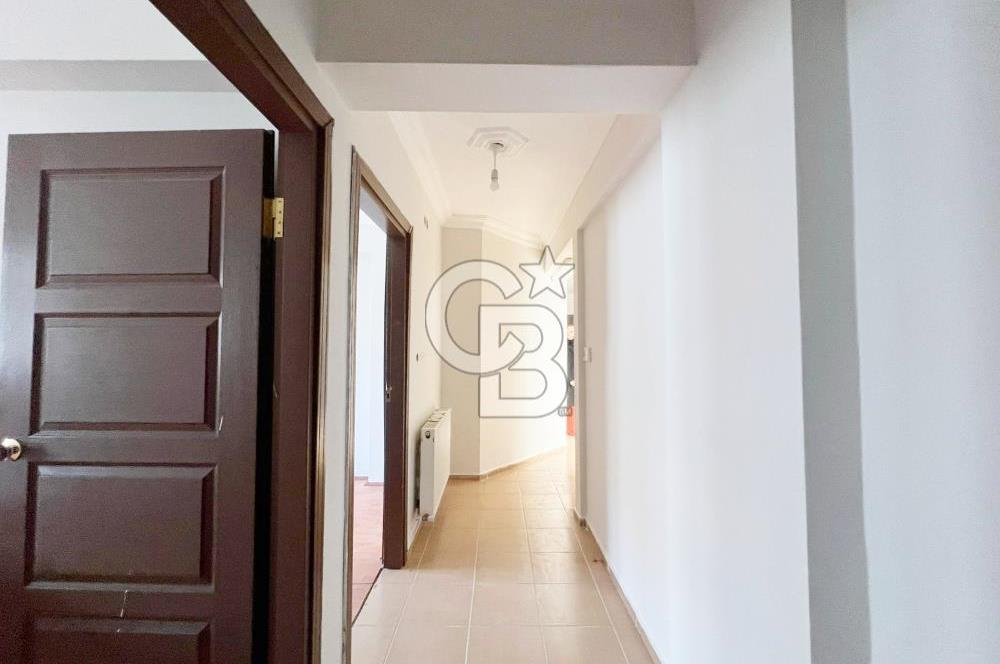 NATOYOLU CADDESİ YANI İSKANLI YÜKSEK KREDİLİ KATTA ÖN CEPHE 3+1