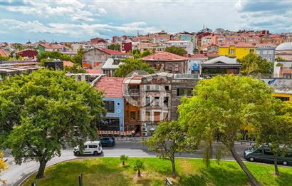 Fatih Balat Satılık Yenilenmiş Haliç Manzaralı Komple Bina