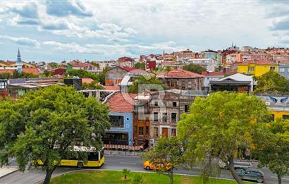 Fatih Balat Satılık Yenilenmiş Haliç Manzaralı Komple Bina