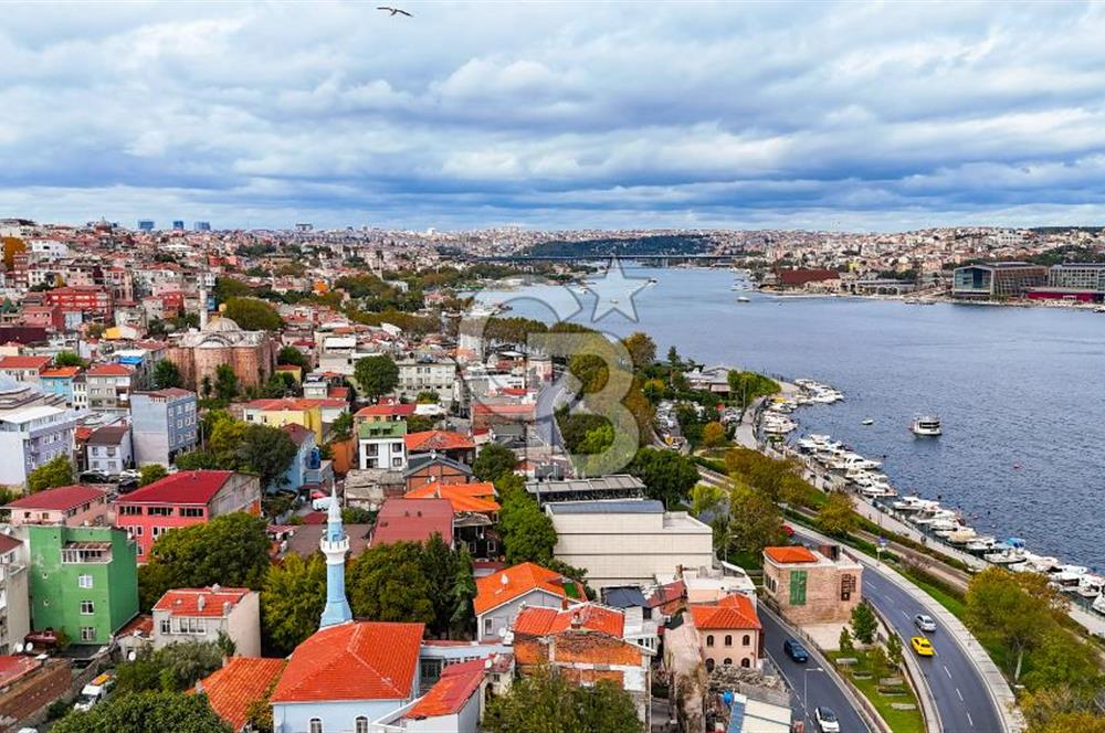 Fatih Balat Satılık Yenilenmiş Haliç Manzaralı Komple Bina
