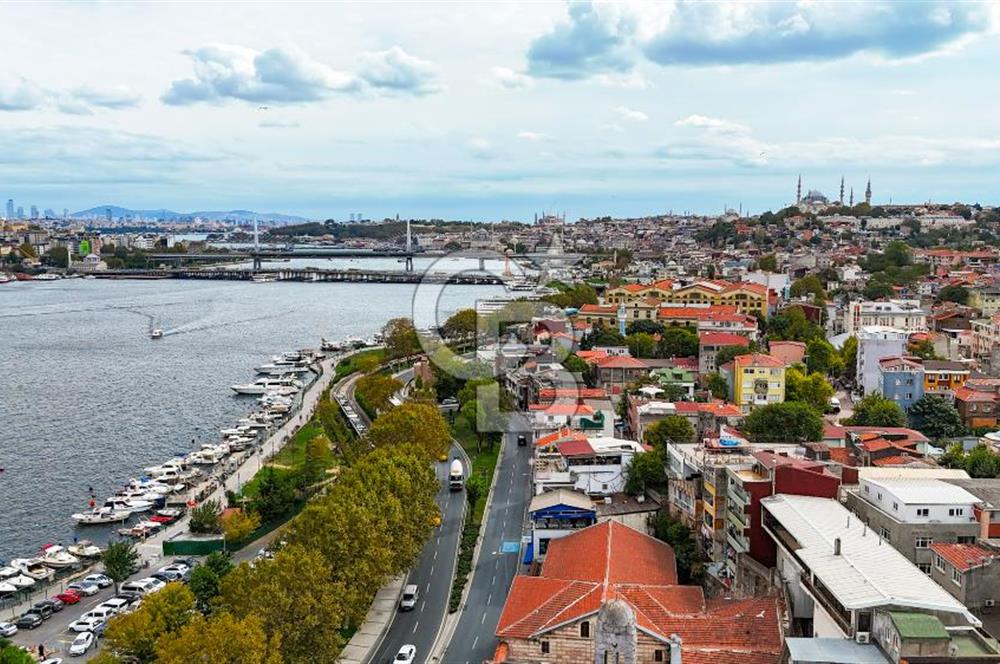 Fatih Balat Satılık Yenilenmiş Haliç Manzaralı Komple Bina