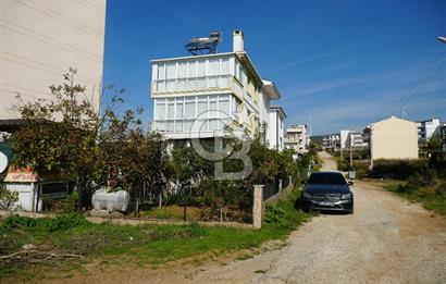 Armutlu Karşıyakada Deniz Manzaralı Eşyalı Satılık Villa ve Arsa