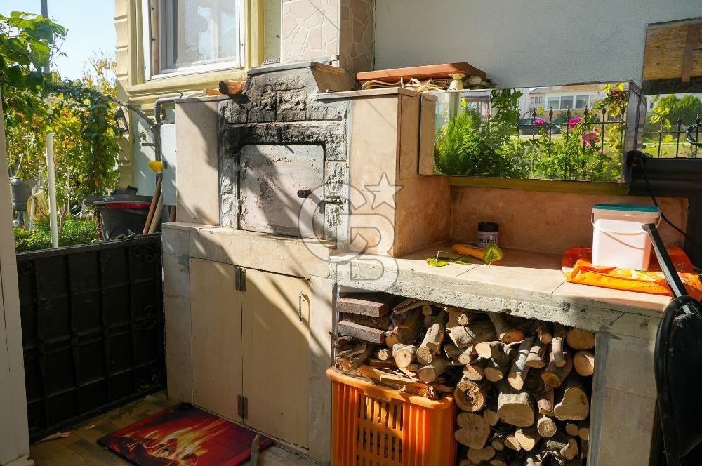 Armutlu Karşıyakada Deniz Manzaralı Eşyalı Satılık Villa ve Arsa