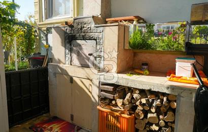 Armutlu Karşıyakada Deniz Manzaralı Eşyalı Satılık Villa ve Arsa