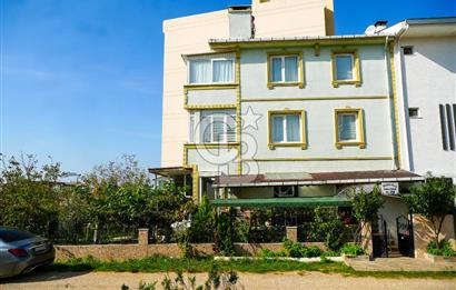 Armutlu Karşıyakada Deniz Manzaralı Eşyalı Satılık Villa ve Arsa