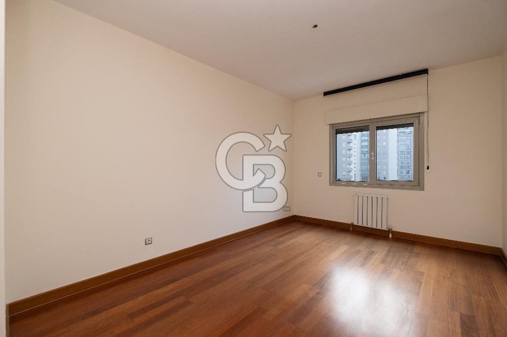 Ataşehir Baytur Stargate Yenilenmiş 4+1 310m² Brüt SATILIK Daire