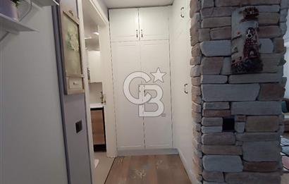 ÖZEL PLAJLI SİTEDE DENİZ MANZARALI TAMAMEN YENİLENMİŞ LÜKS VİLLA