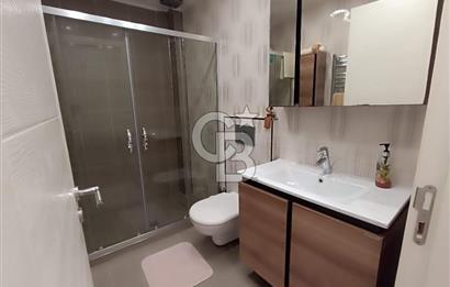 ÖZEL PLAJLI SİTEDE DENİZ MANZARALI TAMAMEN YENİLENMİŞ LÜKS VİLLA