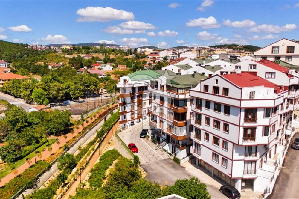 Çekmeköy Merkez Mah Safranbolu Evleri Kiralık Dükkan Depo