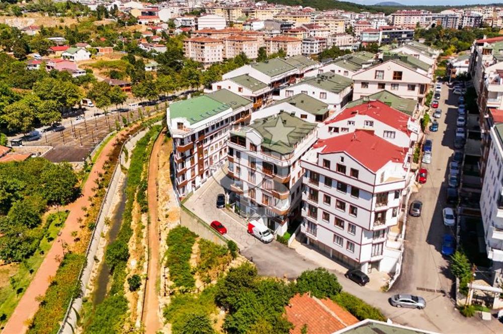 Çekmeköy Merkez Mah Safranbolu Evleri Kiralık Dükkan Depo