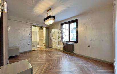 CADDE YANI ULTRA LÜX YAPILI 3+1 GENİŞ FERAH DAİRE