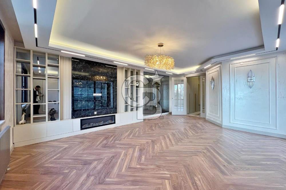 CADDE YANI ULTRA LÜX YAPILI 3+1 GENİŞ FERAH DAİRE