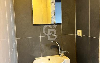 PURSAKLAR BELEDİYESİ YAKINI MY PLAZADA SATILIK OFİS 