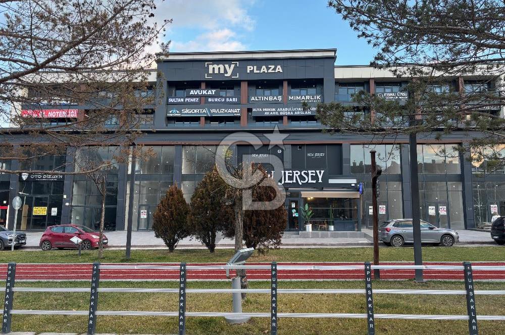 PURSAKLAR BELEDİYESİ YAKINI MY PLAZADA SATILIK OFİS 