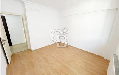 ŞEHİTLER CADDESİ ÜZERİNDE MASRAFSIZ MANZARALI 2. KATTA ACİL 3+1