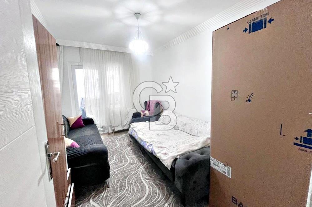 SULTAN FATİH CADDESİ YAKINI SİTE İÇERİSİNDE 2 CAM BALKONLU 3+1