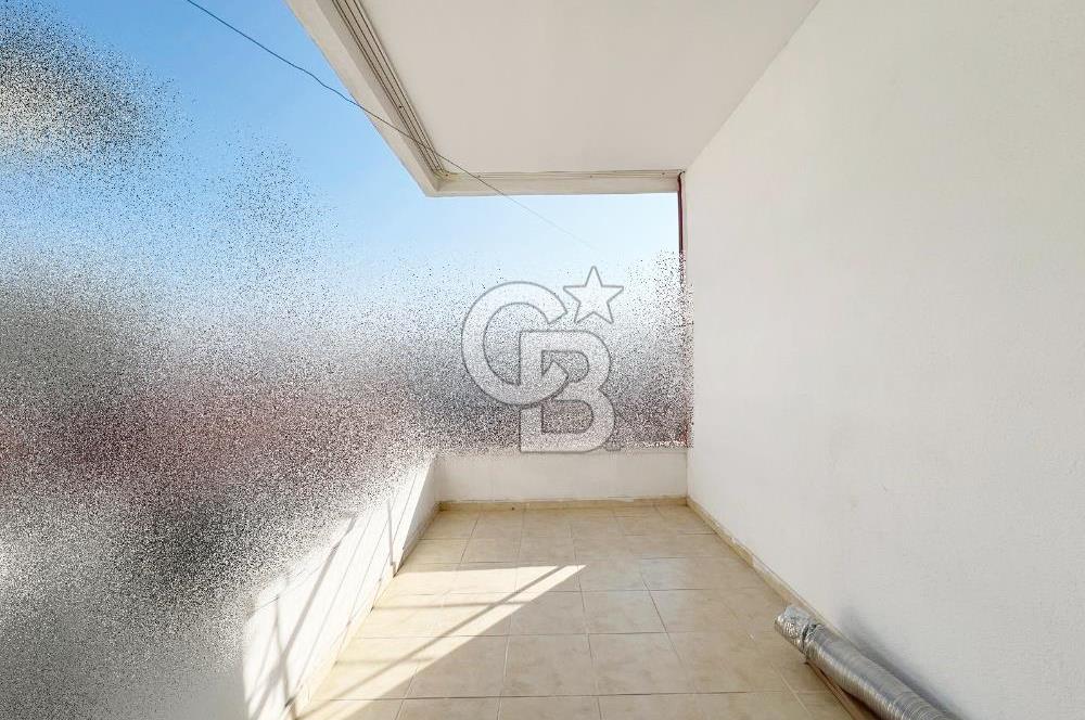 ŞEHİTLER CADDESİ ÜZERİNDE MASRAFSIZ MANZARALI 2. KATTA ACİL 3+1