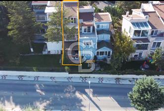 ÖZEL PLAJLI SİTEDE DENİZ MANZARALI TAMAMEN YENİLENMİŞ LÜKS VİLLA - 4 - 321377